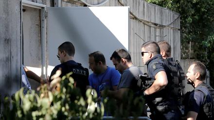 Zwei der acht geflohenen türkischen Militärs im August 2016. 