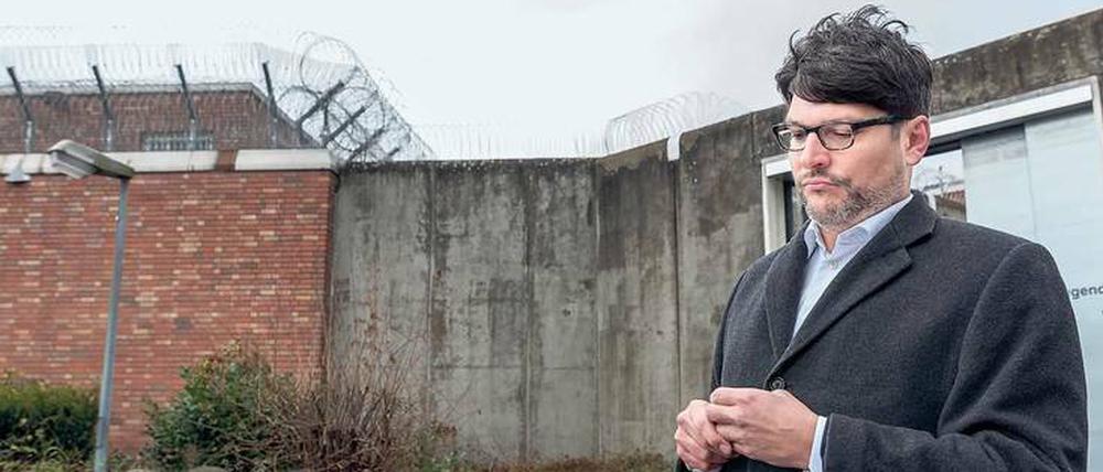 Als Oppositioneller provokativ, als Justizsenator angeschlagen. Dirk Behrendt in Plötzensee.