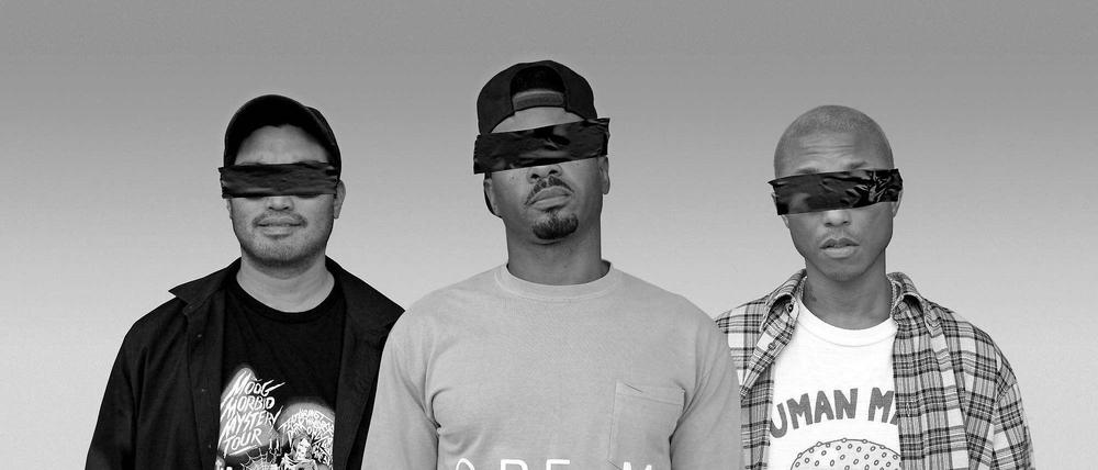 Die Jungs von N.E.R.D. melden sich mit "No One Ever Really Dies" zurück.