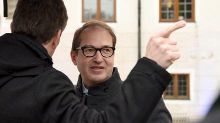 Alexander Dobrindt hat im Kloster Seeon seinen ersten Auftritt als Landesgruppenchef bei der Winterklausur der CSU.