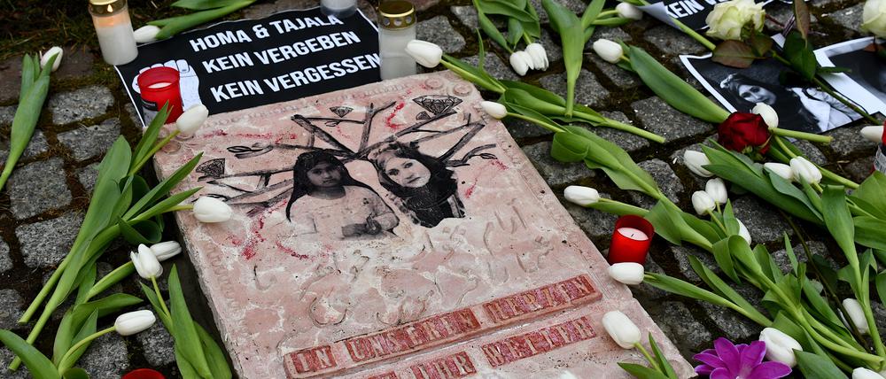 Gedenkstein für Tajala und Homa