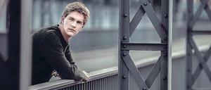 Immer nur lächeln? Jan Liesicki reist von Calgary aus um die Welt. Er ist ein dienender Interpret, der den Kern der Komposition ergründen will.