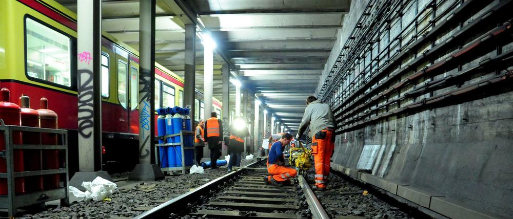 Unter Tage. Der Nord-Süd-Tunnel der S-Bahn wird am Wochenende gereinigt.