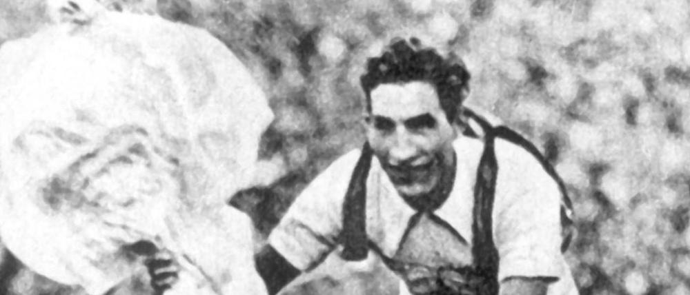 Gino Bartali gewann den Giro d'Italia gleich dreimal - hier sein Sieg 1936.