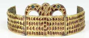 Prunkstück. Die „Krone von Kertsch“, ein mit roten Einlagen aus Granat verziertes Diadem.