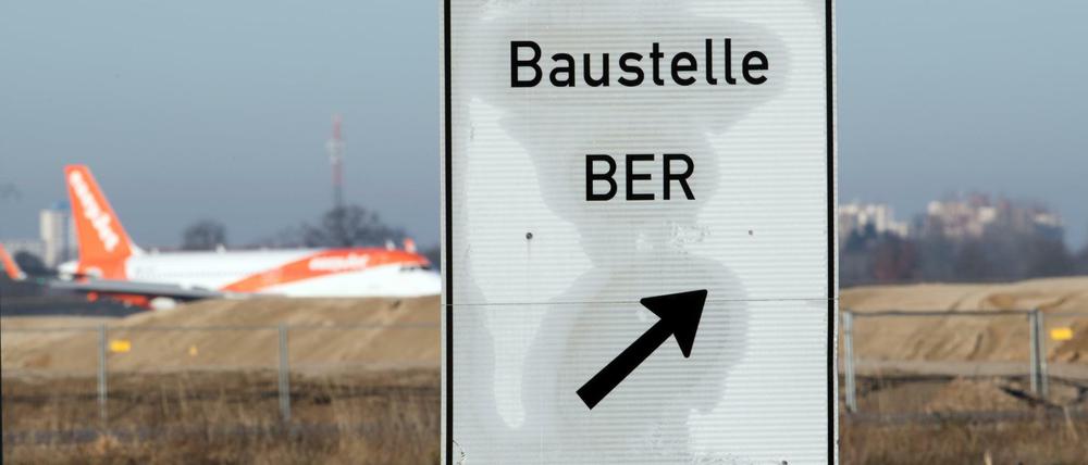 Die Verzögerungen auf der Baustelle des BER haben weitere finanzielle Konsequenzen.