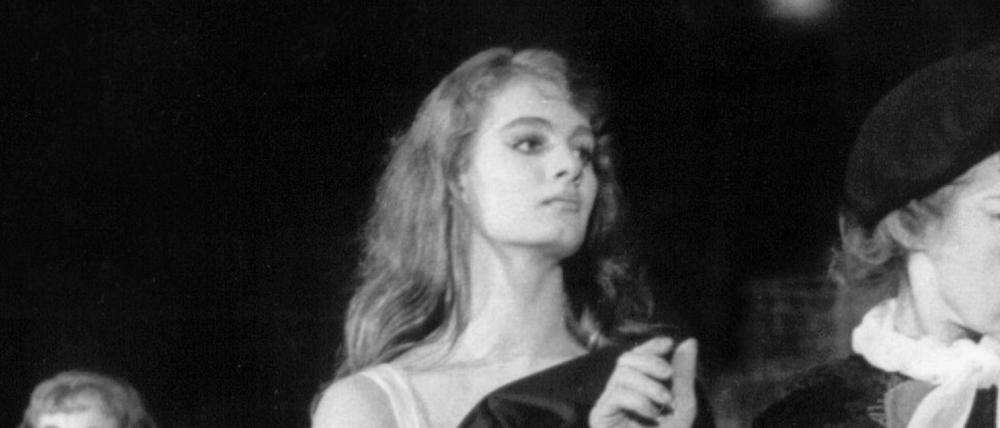 Die frühere Primaballerina Karin von Aroldingen 1960 in Frankfurt am Main während der deutschen Erstaufführung von «Die sieben Todsünden».