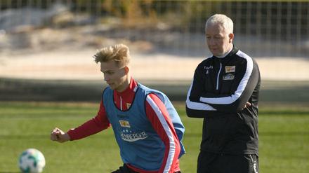 Der Alte und der Neue. Trainer André Hofschneider mit Lars Dietz. 