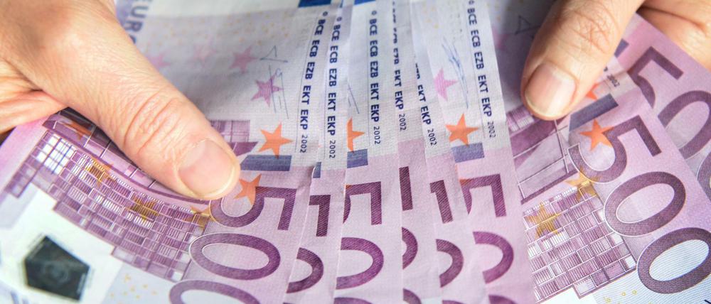 2017 schließt Berlin mit einem Rekordüberschuss von 2,1 Milliarden Euro ab.