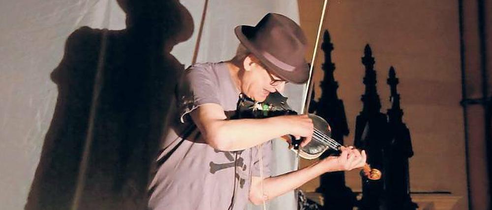 Minimalist mit maximalen Effekten. Multitalent Tony Conrad.