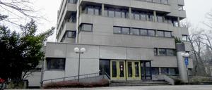 Anfang des Jahres wird die Machbarkeitsstudie für die Sanierung des Rathauses Zehlendorf erwartet.