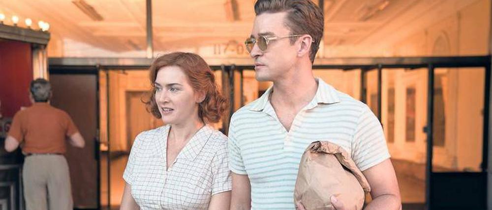 Falsche Versprechen. Bademeister Justin Timberlake bezirzt Kate Winslet.