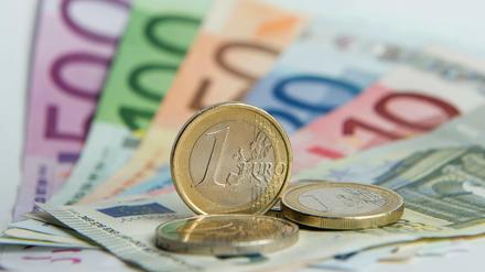 Die deutsche Wirtschaft brummte zuletzt kräftiger als erwartet. Das lässt die Steuereinnahmen wachsen. 