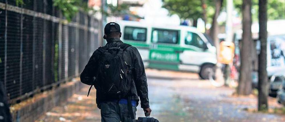 Auf die Besetzer der Gerhart-Hauptmann-Schule soll ein staatliches Flüchtlingszentrum folgen.