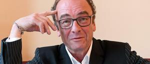 Ein Mann, ein Buch, eine Kritik. Der Thinktank-Direktor Roland Freudenstein hat an Robert Menasses Roma "Die Hauptstadt" einiges auszusetzen. 