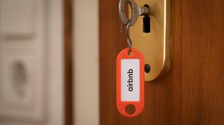 Airbnb ist eine der größten Vermittlerplattformen für Ferienwohnungen. Seit 
