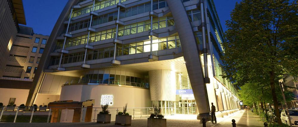 Fast 170 Millionen Euro hat das Ludwig-Erhard-Haus gekostet - deutlich mehr als geplant.