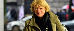 Unterwegs für die Kultur: Staatsministerin Monika Grütters, zugleich Berliner Landesvorsitzende der CDU, auf dem Weg zu den Sondierungsgesprächen am Donnerstag. 