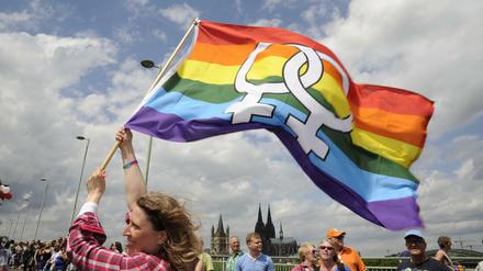 L-Support will lesbische Frauen ermutigen.