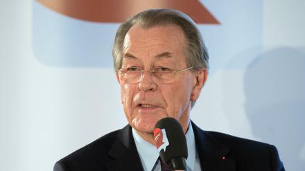 Franz Müntefering spricht am 2015 in Berlin.