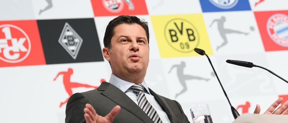 Geld schießt Tore. Seifert fordert ein Bekenntnis zum Kommerz.