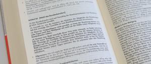 Der Weg aus der Bredouille? Auf Artikel 63 Grundgesetz kommt es an.