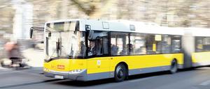 Bus, aber sicher. Die Zahl der Fahrgästunfälle ist gesunken. 