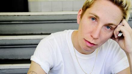 Der US-amerikanische Autor, Künstler und Moderator io Tillett Wright, 32.