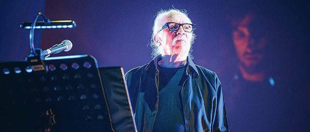 Visionär. John Carpenter schreibt seine Filmmusik selbst.