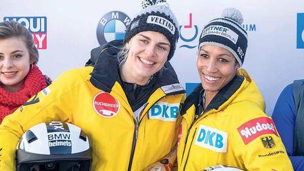 Mariama Jamanka (r.) kam über die Leichtathletik zum Bobsport. 