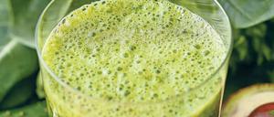 Hauptsache grün. Avocado, Kiwi, Gurke und Salat – was grün ist, darf hinein.