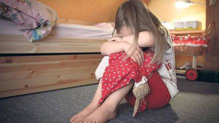 Getrübte Sinne. Depressionen bei Kindern frühzeitig zu erkennen und zu behandeln, kann Schlimmeres verhindern. Eine App soll dabei helfen. 