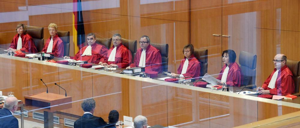 Der Zweite Senat des Bundesverfassungsgerichts in Karlsruhe eröffnet am 17.01.2018 die mündliche Verhandlung zum Streikrecht für Beamte. 