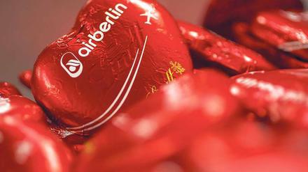 Keine Schokoherzen von Air Berlin, aber immerhin ein 40-Zentimeter-Modell gehört jetzt dem Technikmuseum.