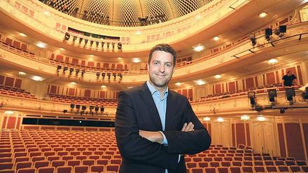 Matthias Schulz in der restaurierten Staatsoper.