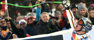 Ja, ja, ja! Thomas Dreßen nach seiner triumphalen Zieleinfahrt in Kitzbühel.
