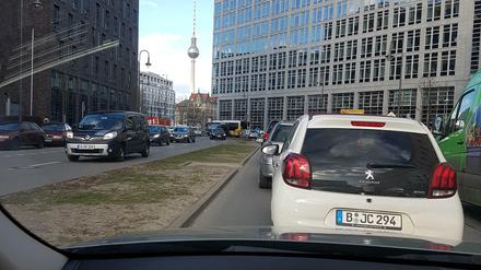 Rasen lohnt sich wirklich nicht. Spätestens an der Ampel trifft man sich wieder.