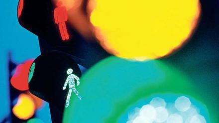 Ampeln und Sensoren sollen Kreuzungen sicherer machen. In Potsdam wird ein KI-gesteuertes System getestet.