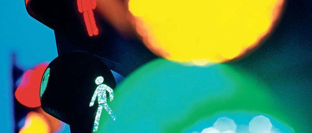 Ampeln und Sensoren sollen Kreuzungen sicherer machen. In Potsdam wird ein KI-gesteuertes System getestet.