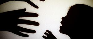 Das Kinderschutz-Team Neukölln greift ein, wenn Minderjährige in Gefahr sind.