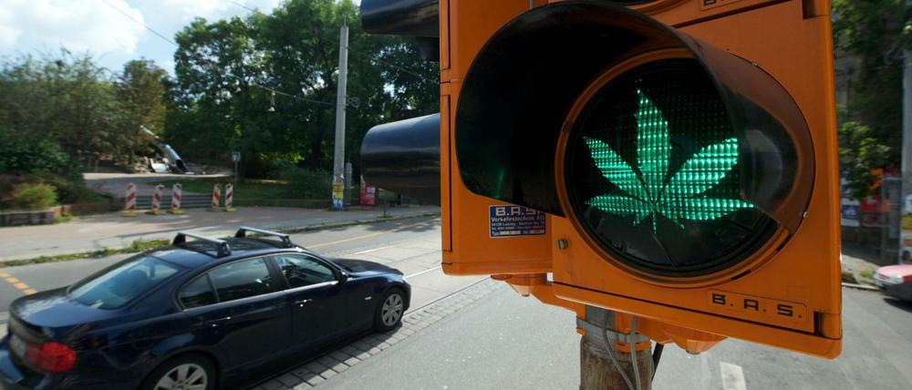 Grünes Licht für Kiffer? Cannabis-Patienten dürfen weiter Auto fahren.