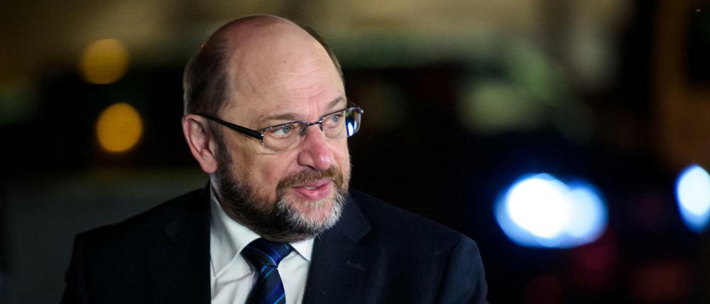 SPD-Chef Martin Schulz am Montag vor einem Treffen der Parteispitzen von CDU, CSU und SPD in die CDU-Bundesgeschäftsstelle.