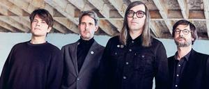 Literatur und Popmusik. Die Musiker von Tocotronic, links Jan Müller und Dirk von Lowtzow.