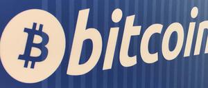 Der Wert des Bitcoin schwankt extrem - das spüren auch deutsche Behörden. 