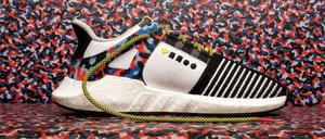 Auf 500 Paar limitiert: der Turnschuh mit U-Bahn-Sitzmuster.