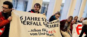 FU-Studierende protestieren am Mittwoch im Akademischen Senat.