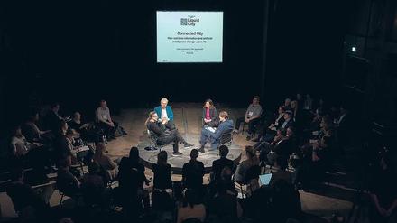 Stadtgespräch. Die Diskutanten während der Liquid-City-Debatte.