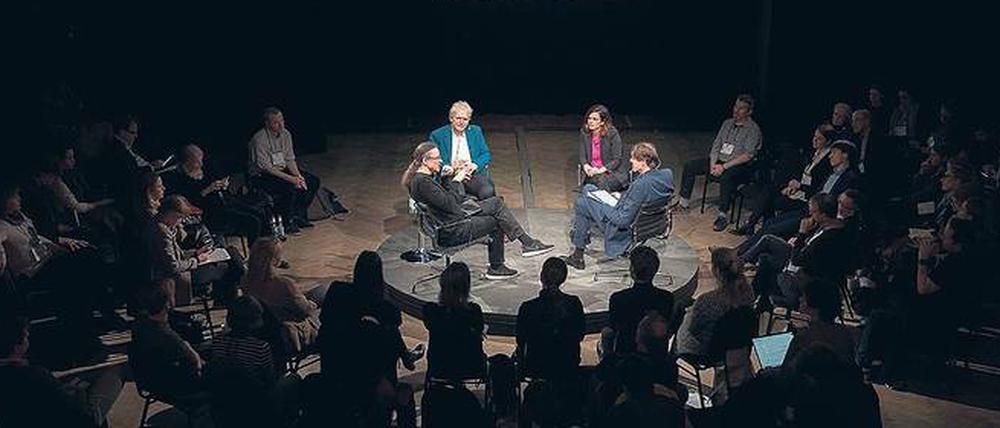 Stadtgespräch. Die Diskutanten während der Liquid-City-Debatte.