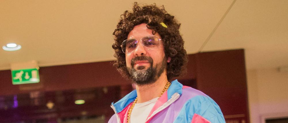 Trainer Stefan Ruthenbeck bei der Karnevalssitzung des 1. FC Köln.