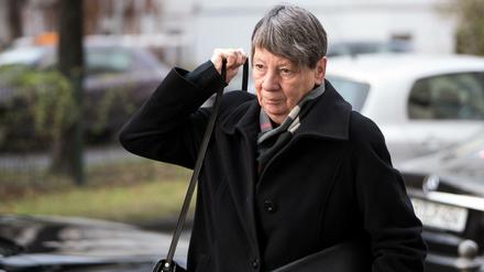 Die geschäftsführende Bundesumweltministerin Barbara Hendricks (SPD) (hier im Dezember 2017) reist am Dienstag nach Brüssel. Sie soll der EU-Kommission erklären, was Deutschland konkret für bessere Luftqualität tut. 